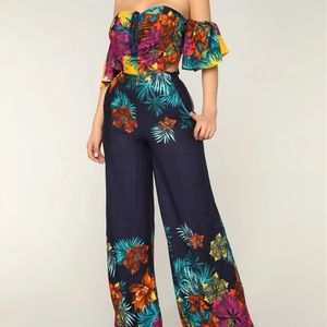 Tropical Jumpsuit 🌸🌺🌼